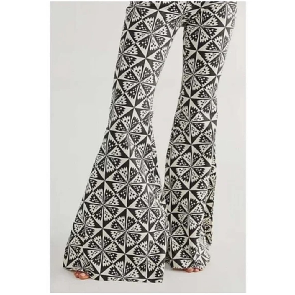 We The Free Float On Flare Size 28